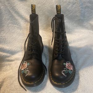 Dr. Martens Like New